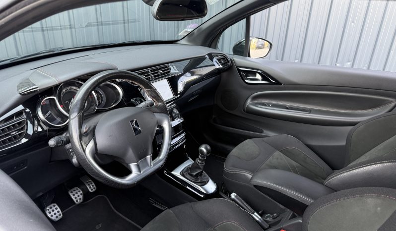 
								DS DS3 1.6 THP Performance 165cv Akrapovic full									