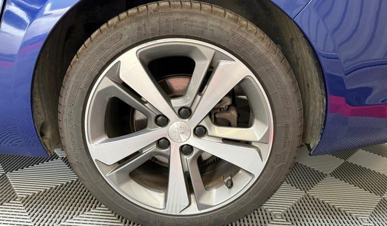 
								Peugeot 308 GT Line full									