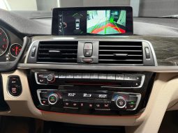 
										BMW Série 3 Berline 318 d Luxury Steptronic full									