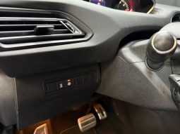 
										Peugeot 308 GT Line full									