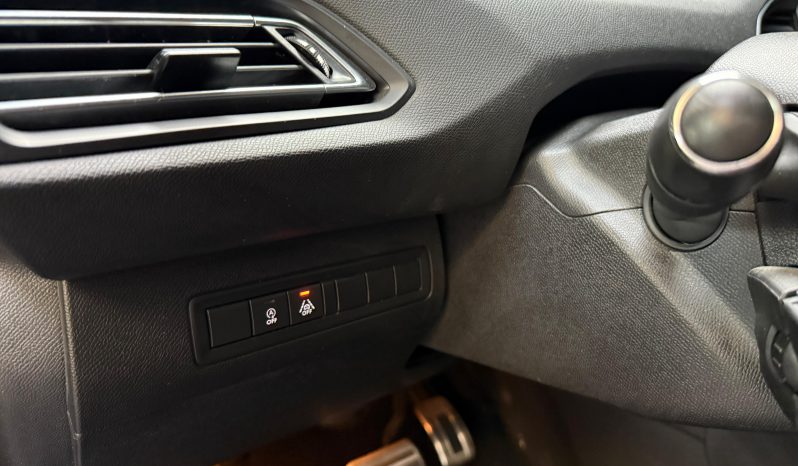 
								Peugeot 308 GT Line full									