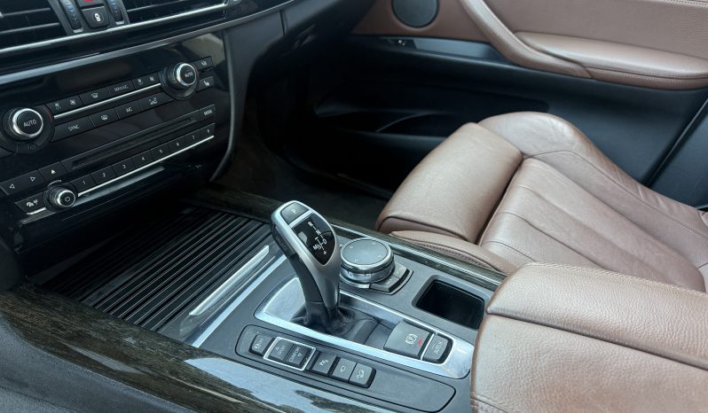 
								BMW X5 (F15) 25d xDrive 231cv Lounge LCI BVA8 full									