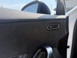 
										Mercedes CLASSE A A200 AMG Line 163cv DCT (W177) full									