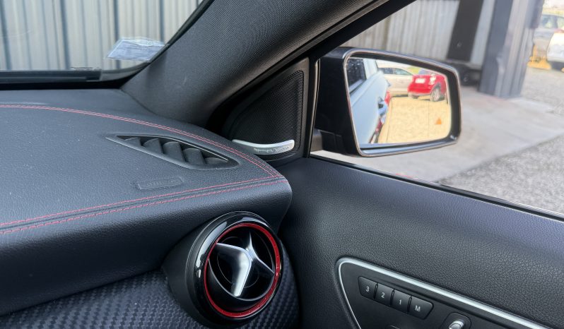 
								Mercedes CLASSE A A45 AMG 4Matic (phase 2) 381cv BVA7 full									