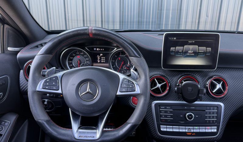 
								Mercedes CLASSE A A45 AMG 4Matic (phase 2) 381cv BVA7 full									