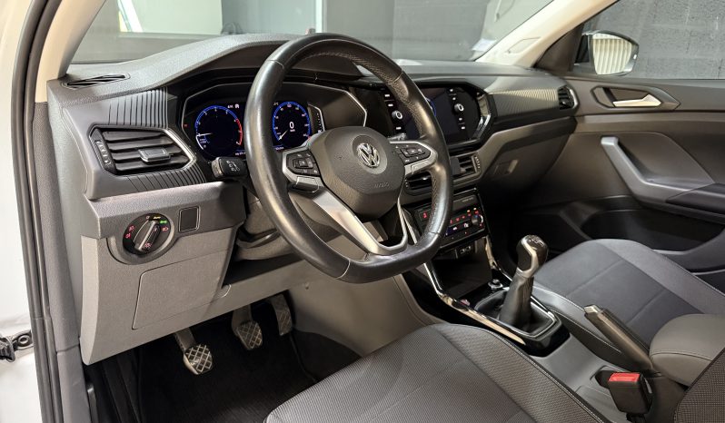 
								VOLKSWAGEN T-CROSS R-Line full									