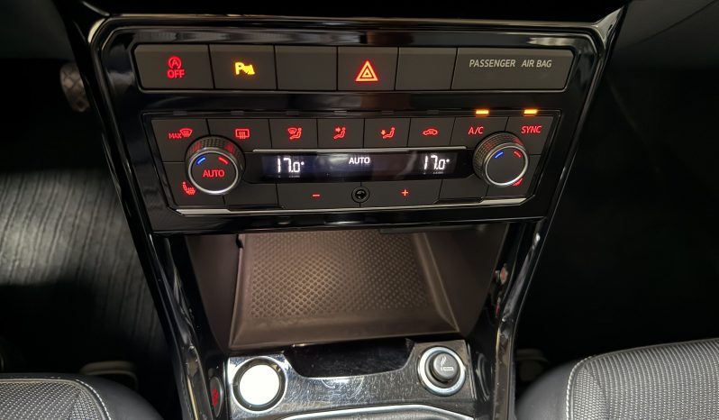 
								VOLKSWAGEN T-CROSS R-Line full									