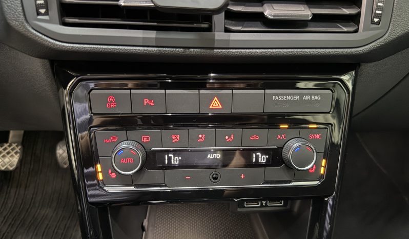 
								VOLKSWAGEN T-CROSS R-Line full									