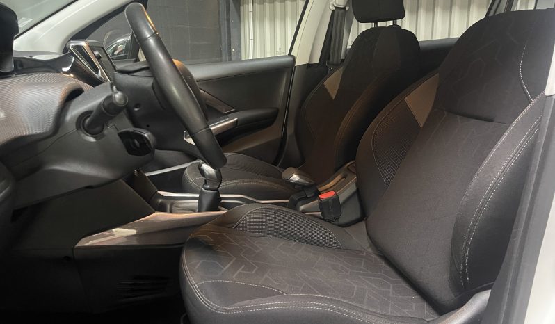 
								Peugeot 2008 Style full									