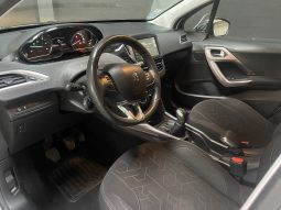 
										Peugeot 2008 Style full									