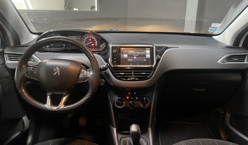 
								Peugeot 2008 Style full									