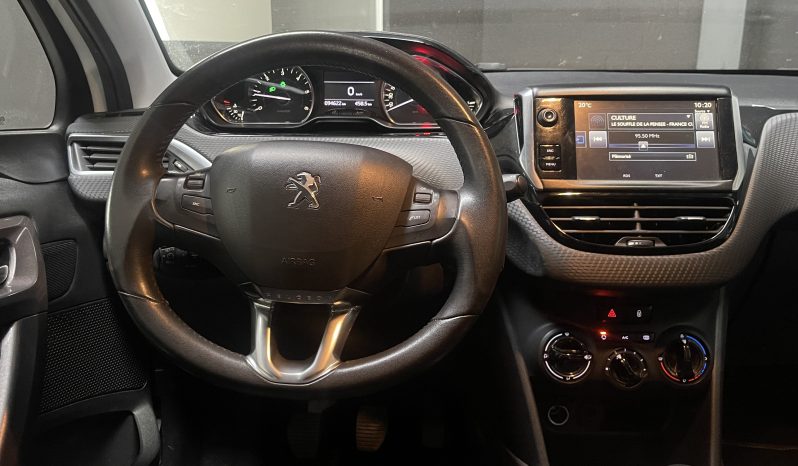 
								Peugeot 2008 Style full									