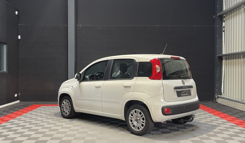 
								Fiat Panda Easy 1.2 69 ch full									