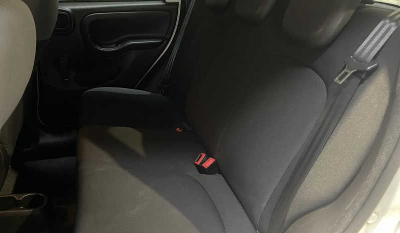 
								Fiat Panda Easy 1.2 69 ch full									