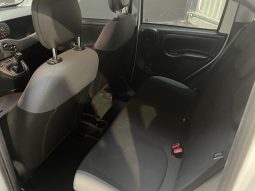 
										Fiat Panda Easy 1.2 69 ch full									