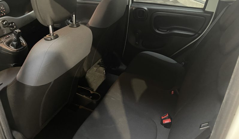 
								Fiat Panda Easy 1.2 69 ch full									