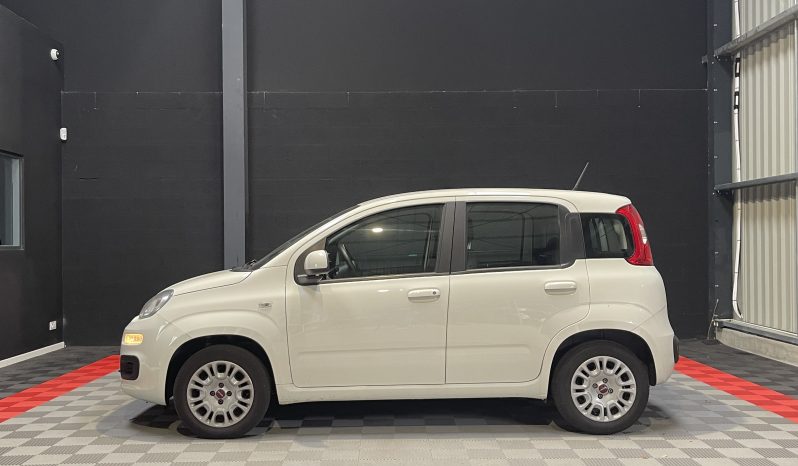 
								Fiat Panda Easy 1.2 69 ch full									