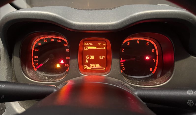 
								Fiat Panda Easy 1.2 69 ch full									