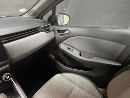 
										Renault CLIO V Techno Phase 2 E-Tech Full Hybride full									