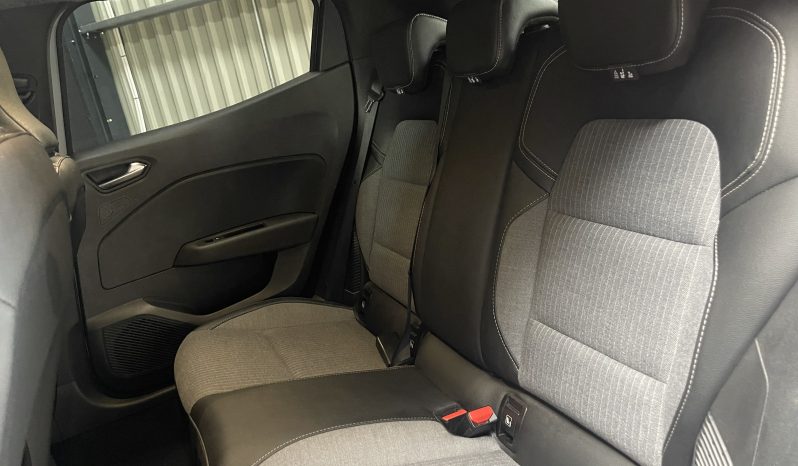 
								Renault CLIO V Techno Phase 2 E-Tech Full Hybride full									