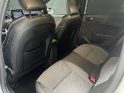 
										Renault CLIO V Techno Phase 2 E-Tech Full Hybride full									