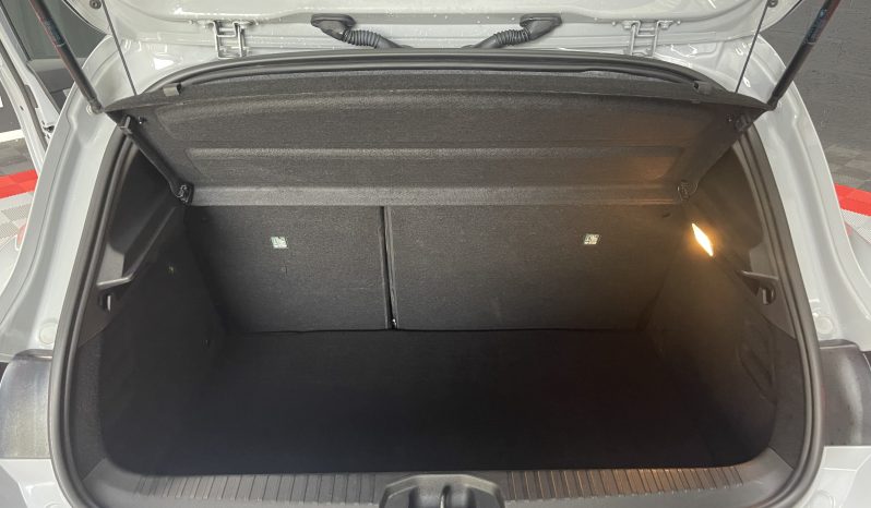 
								Renault CLIO V Techno Phase 2 E-Tech Full Hybride full									