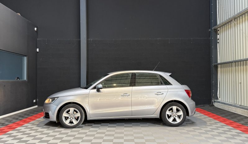 
								Audi A1 Sportback Ambition full									