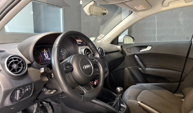 
								Audi A1 Sportback Ambition full									