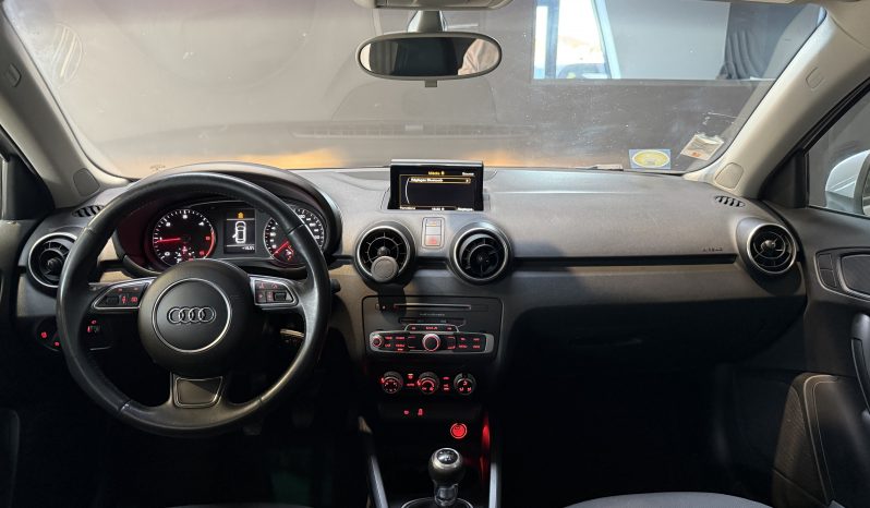 
								Audi A1 Sportback Ambition full									