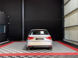 
										Audi A1 Sportback Ambition full									