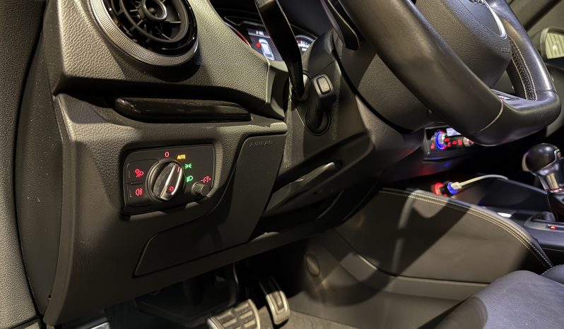 
								Audi S3 Sportback 2.0 TFSI quattro S-tronic full									