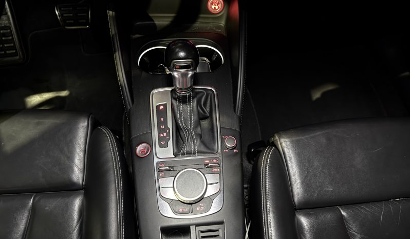 
								Audi S3 Sportback 2.0 TFSI quattro S-tronic full									