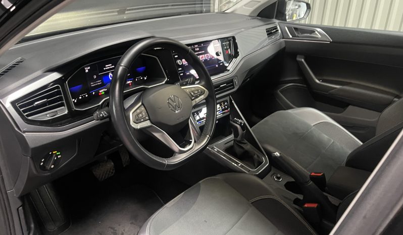 
								Volkswagen Polo VI Style DSG full									