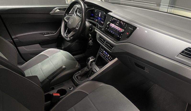 
								Volkswagen Polo VI Style DSG full									