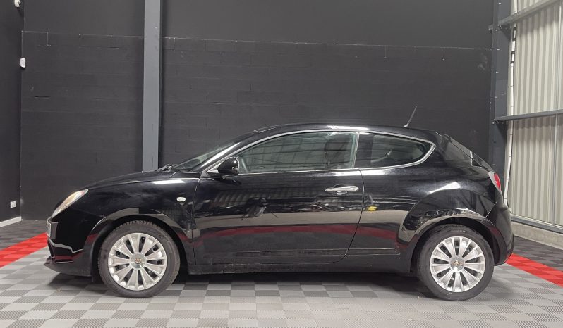 
								Alfa Romeo MiTo Junior full									