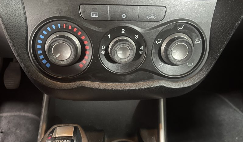 
								Alfa Romeo MiTo Junior full									