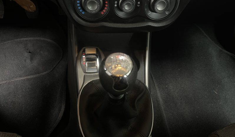 
								Alfa Romeo MiTo Junior full									