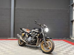 YAMAHA XJR1300