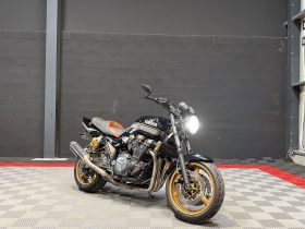 YAMAHA XJR1300