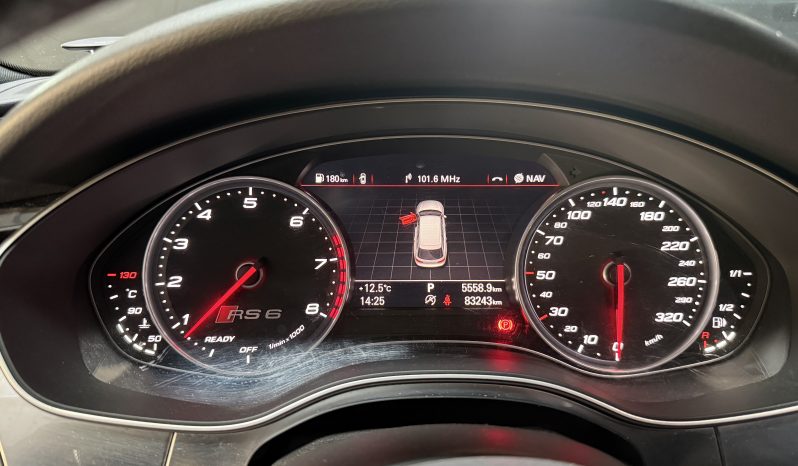 
								Audi RS 6 Avant 4.0 TFSI quattro Tiptronic full									