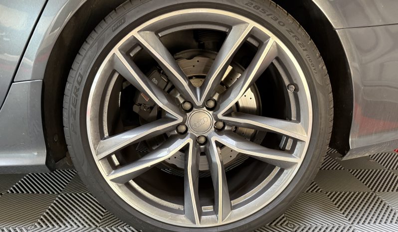 
								Audi RS 6 Avant 4.0 TFSI quattro Tiptronic full									