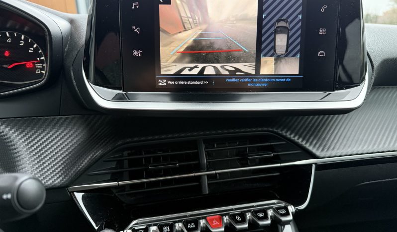 
								Peugeot 208 Style full									