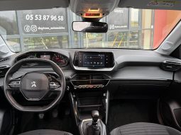 
										Peugeot 208 Style full									