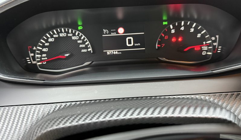 
								Peugeot 208 Style full									