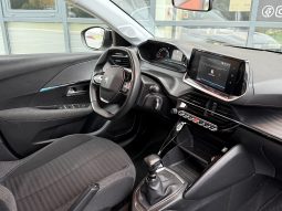 
										Peugeot 208 Style full									