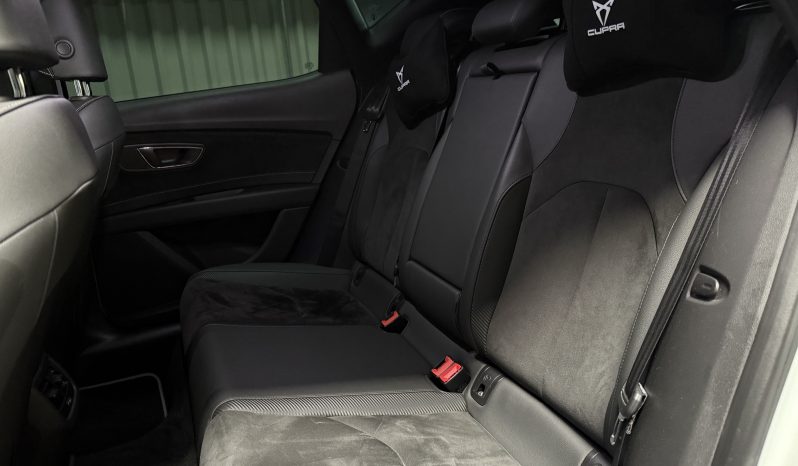 
								SEAT LEON Cupra 300 DSG full									