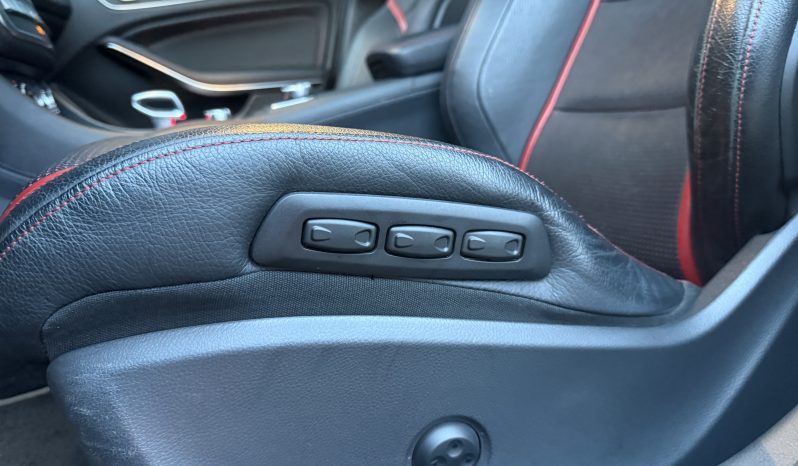 
								Mercedes GLA 45 AMG Performance 4Matic 7G-DCT 381cv full									