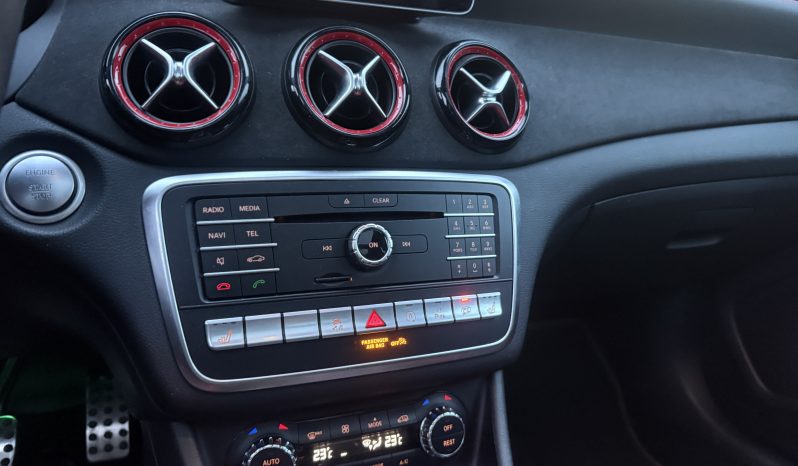 
								Mercedes GLA 45 AMG Performance 4Matic 7G-DCT 381cv full									