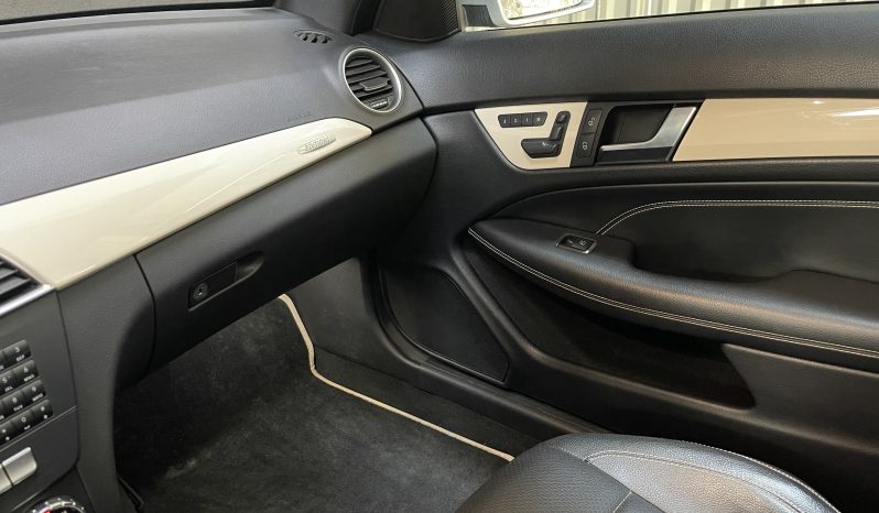 
								Mercedes Classe C 220d full									