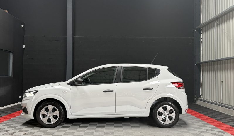 
								DACIA Sandero III Essential full									